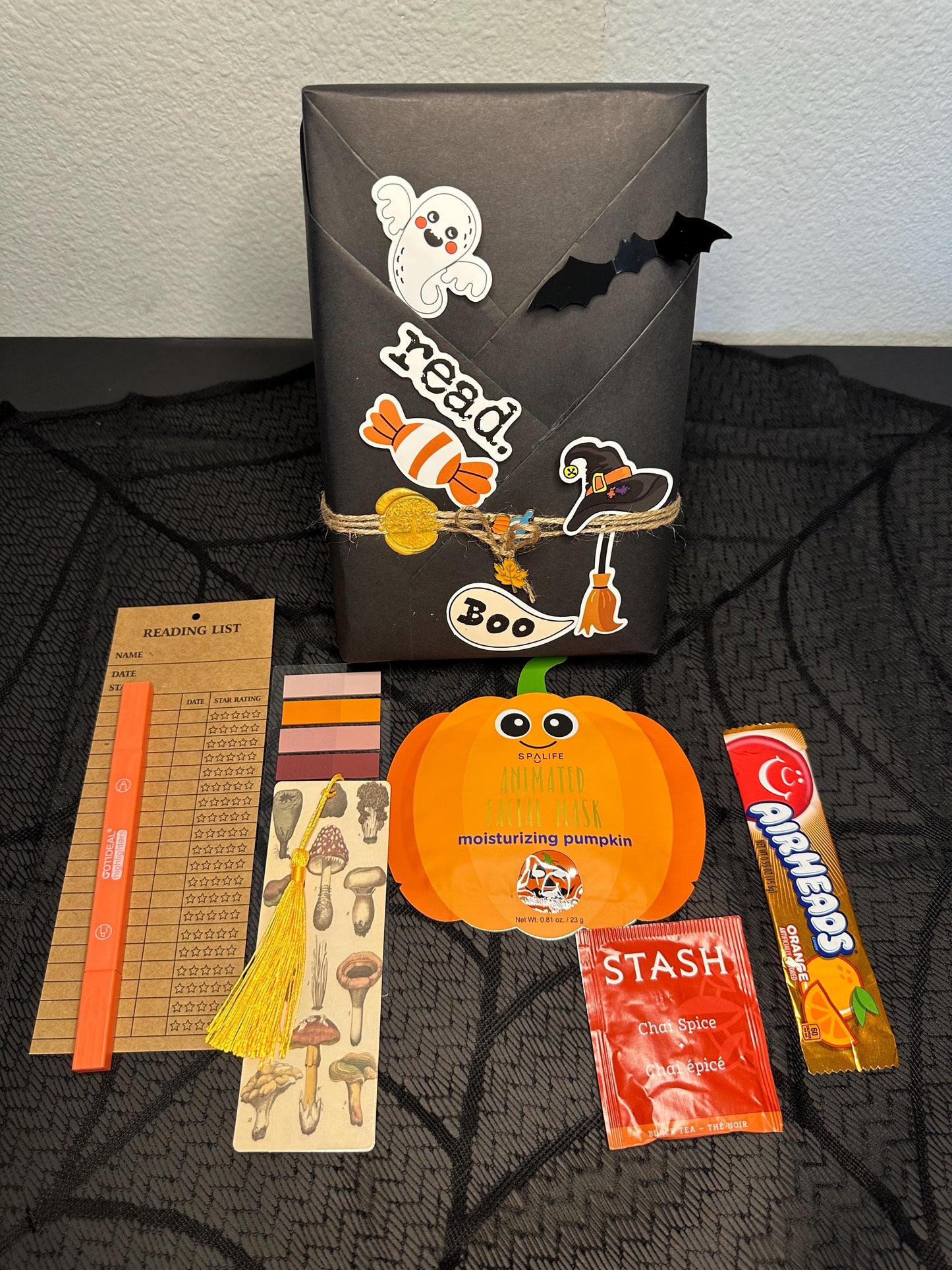 Halloween Blind Date with a Book Box Gift Box Mystery Gift for Book Lover Gift Book Gift Birthday Gift for Her Bookworm Gift
