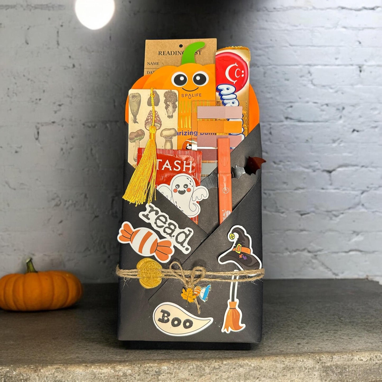 Halloween Blind Date with a Book Box Gift Box Mystery Gift for Book Lover Gift Book Gift Birthday Gift for Her Bookworm Gift